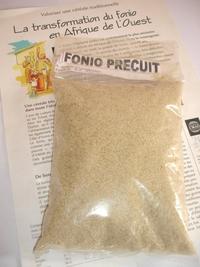 A sachet of precooked fonio (© Cirad, J-F Cruz)